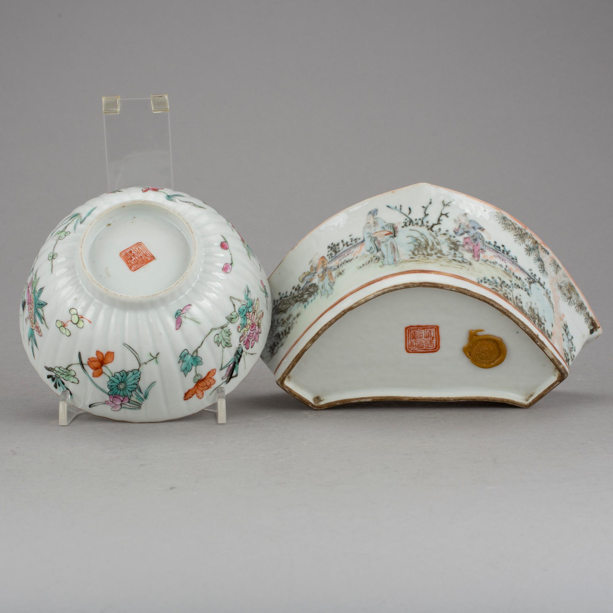 SKÅLAR, 2 st, porslin. Kina, 1800-tal samt 1900-tal.