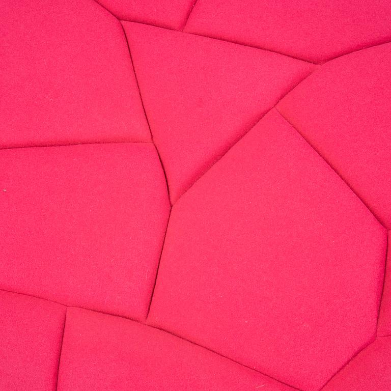 Busk+Hertzog 'Bubbles' seat, Plus Halle.