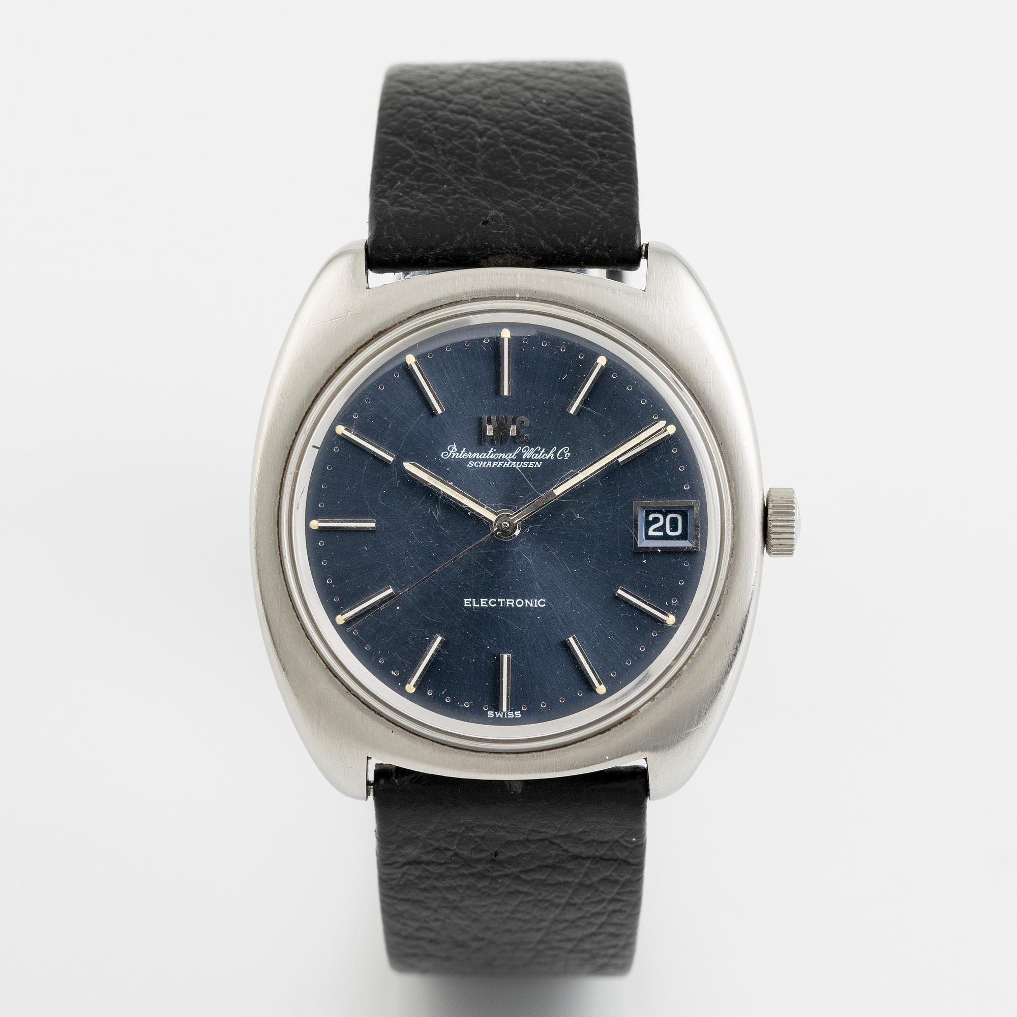 IWC Electronic wristwatch 37 mm. Bukowskis