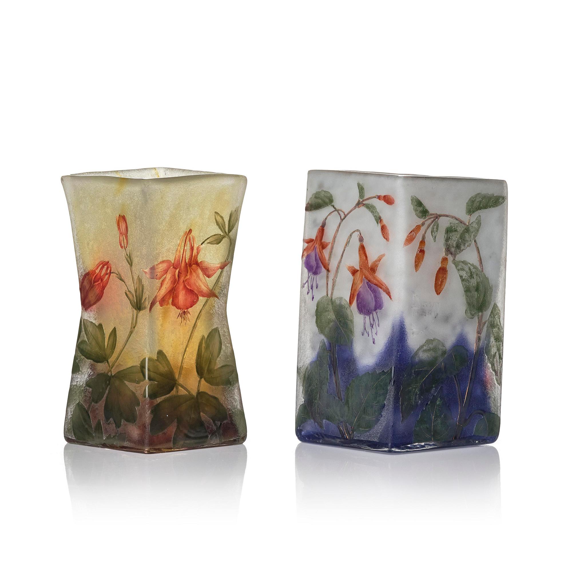 Daum Frères, a set of two Art Nouveau cameo glass vases, Nancy, France.