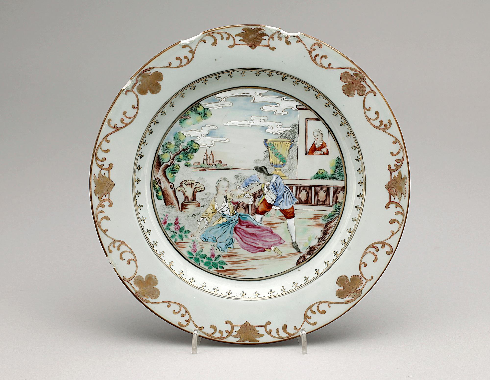TALLRIK, porslin. Qing dynastin. Qianlong (1736-95).