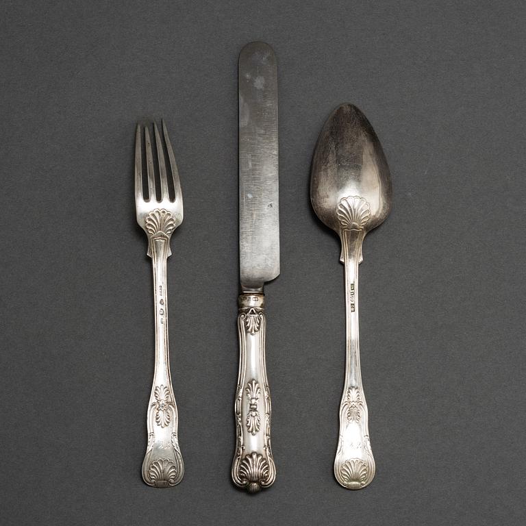 ETUI med silverbestick, 3 delar Bl a Christian Hammer Stockholm 1851.