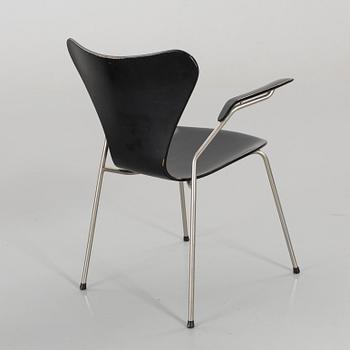 ARNE JACOBSEN CHAIR "SJUAN".