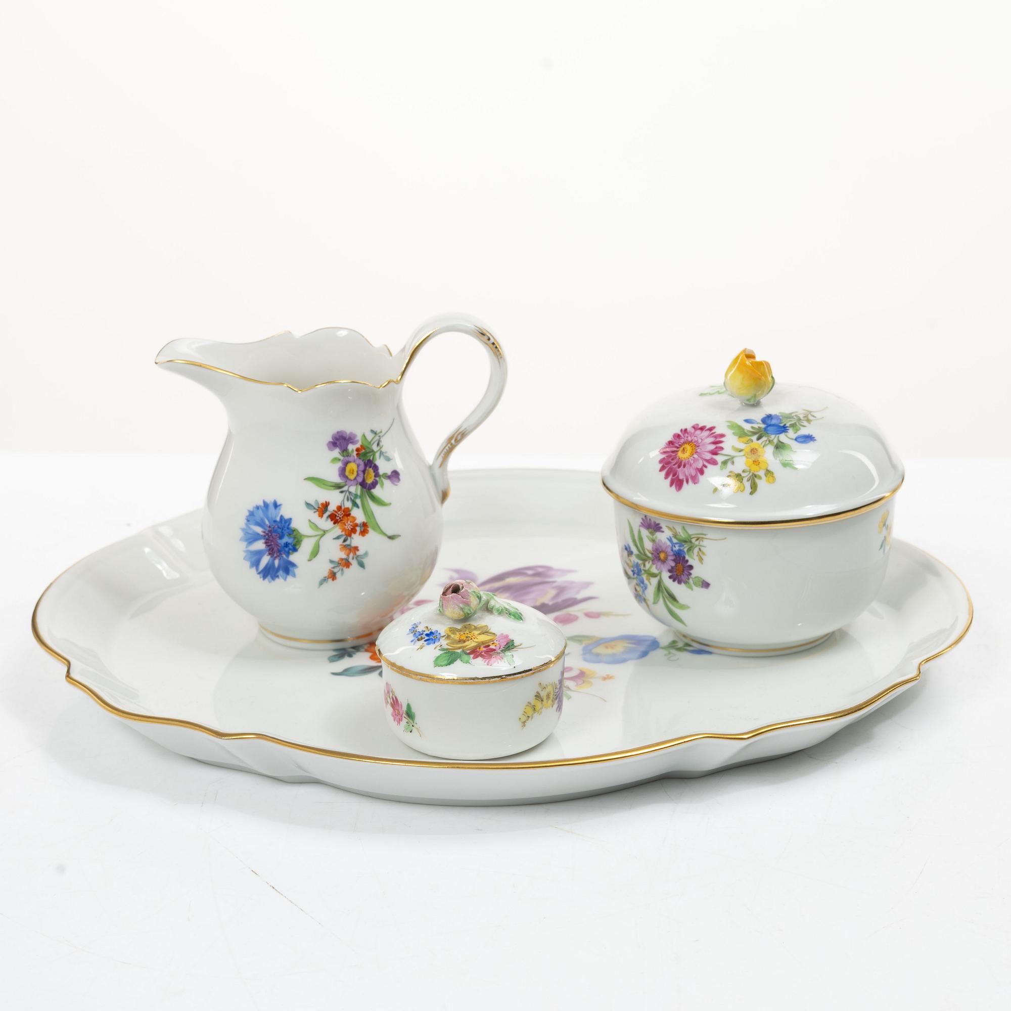 Meissen, An 11 part "Meissen Floral" (Saxon flower) porcelain coffee service, 20th century.