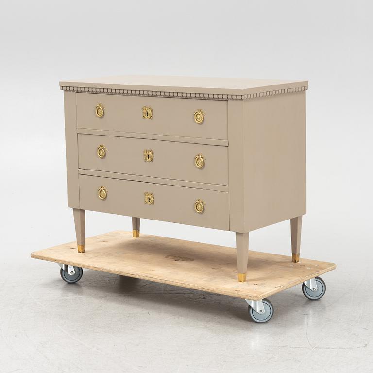 A painted Gustavian style chest of drawers, first half of the 20th century.