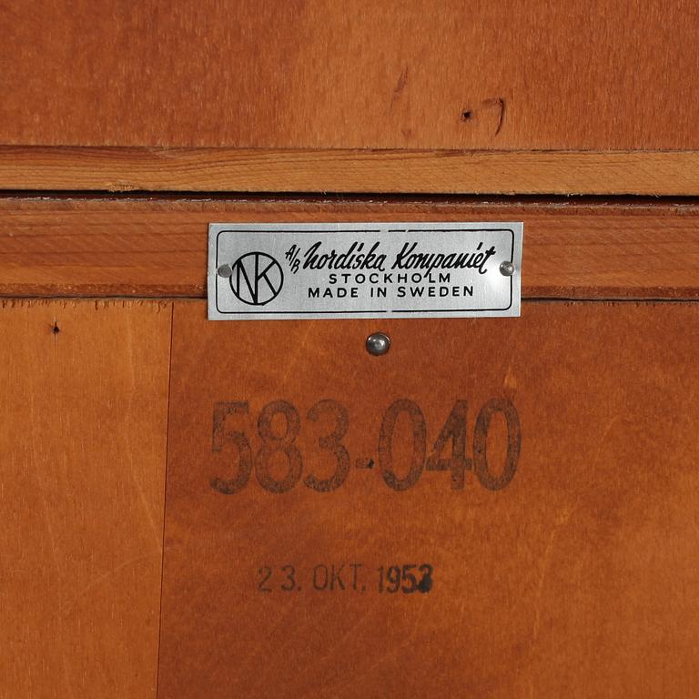 SKÅP, "589-029", David Rosén för Nordiska Kompaniets "FUTURA"-serie, Nyköping, 1950-tal, brickmärkt.