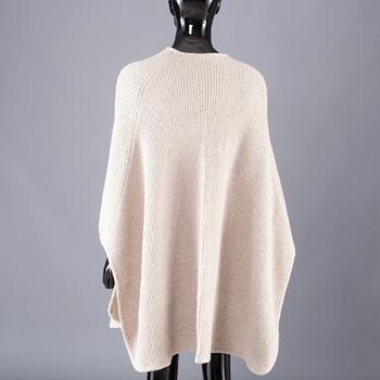 CAPE, Armani.