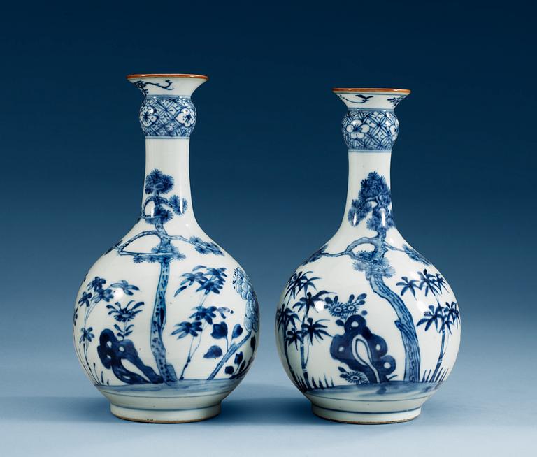 A pair of blue and white vases, Qing dynasty, Qianlong (1736-95).