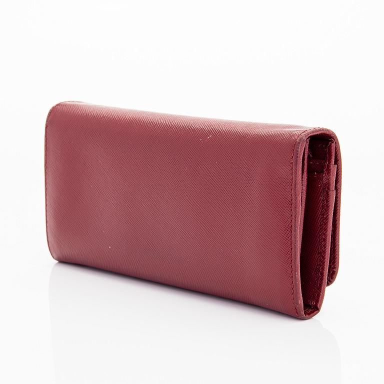 Prada, wallet.
