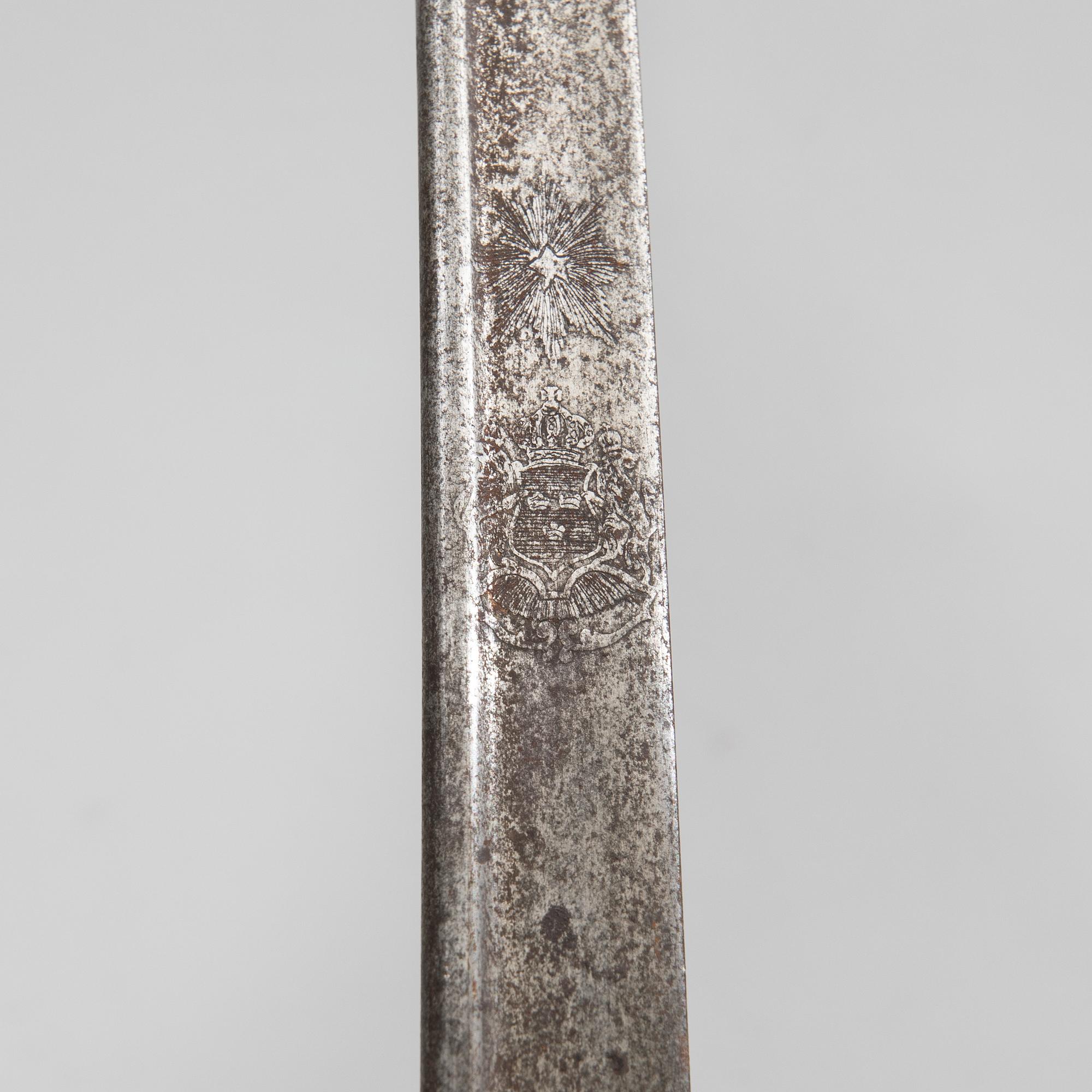 Sabel, svensk, m/1859 för officer, med balja.