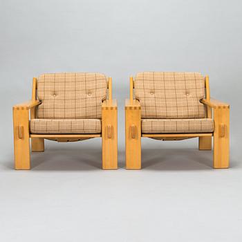 Esko Pajamies, a pair of 1970/80's 'Bonanza' armchairs for Asko.