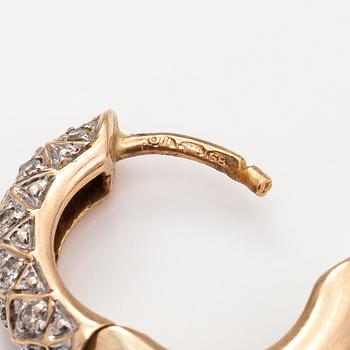 KORVAKORUPARI, 14K kultaa, timantteja n. 0.08 ct yht.