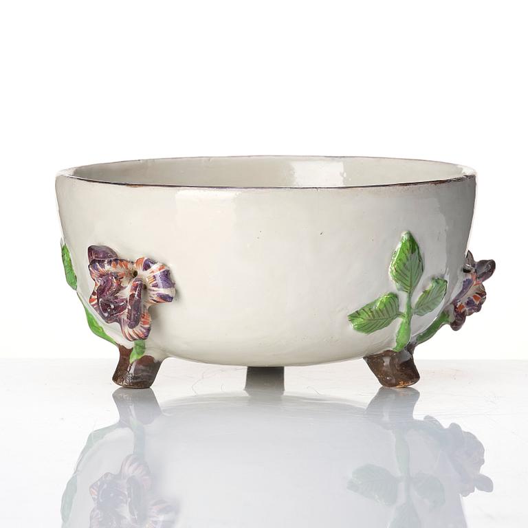 A Swedish Marieberg faience bowl, period of Ehrenreich (1758-66).