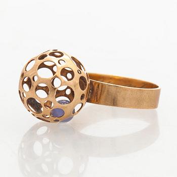 Liisa Vitali,  a 14K gold 'Leppäkerttu' (Ladybird) ring, Westerback, Helsinki 1973.
