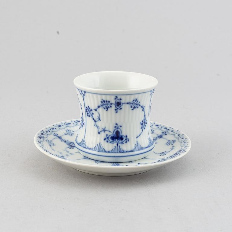 A 19 pcs coffee service 'Musselmalet' from Royal Copenhagen.