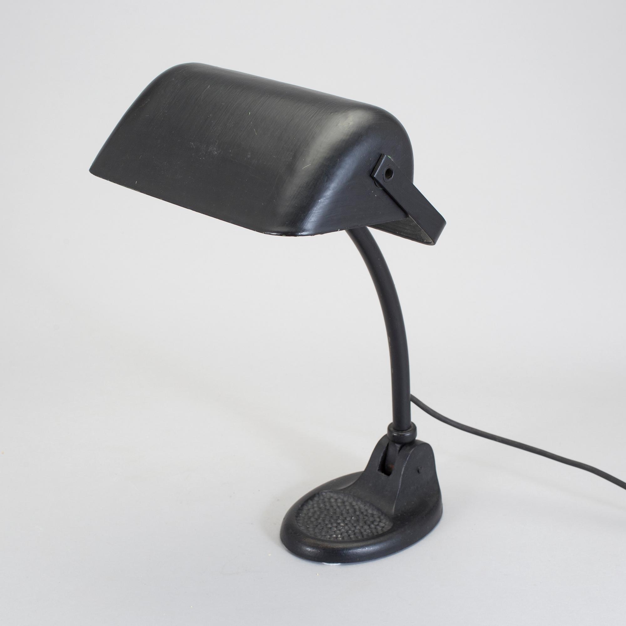 BORDSLAMPA, industrimodell, metall, 1940-tal.