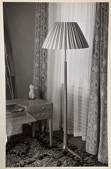 Bertil Brisborg, & Olle Elmgren (1894-1985), a pair of floor lamps, model "31723","NK-Hantverk", Nordiska Kompaniet, 1940s.