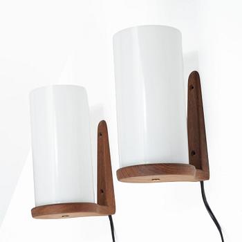 Uno & Östen Kristiansson, Wall lights, a pair, Luxus, 1960s.