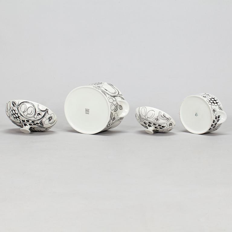 Birger Kaipiainen, A set of three 'Paratiisi' tableware set for Arabia.