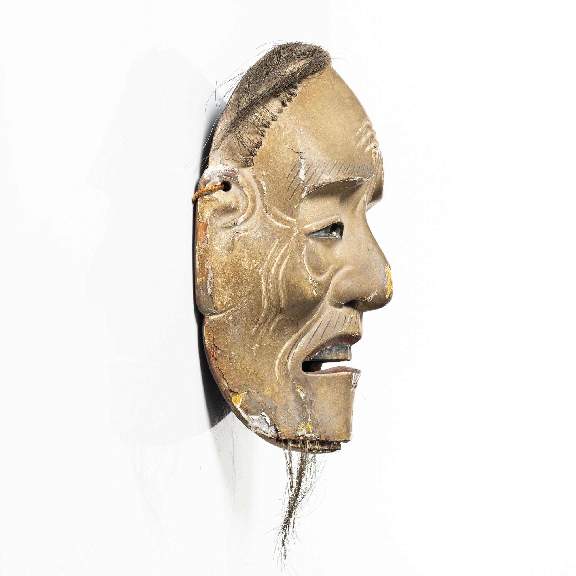 Noh-mask, bemålat trä, Japan, Edo (1603-1868).