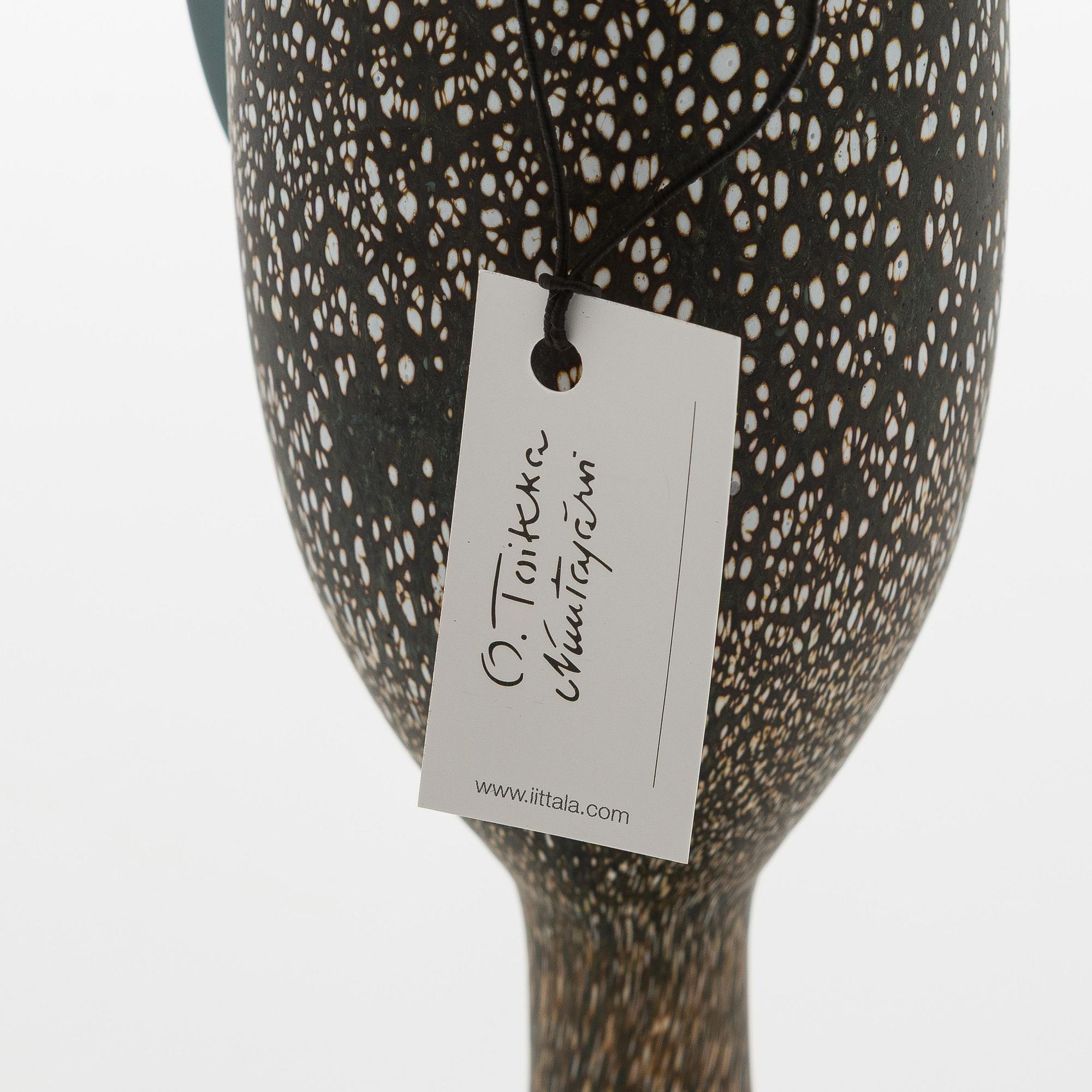 Oiva Toikka, a 'Heron' glass bird, signed O. Toikka Nuutajärvi.