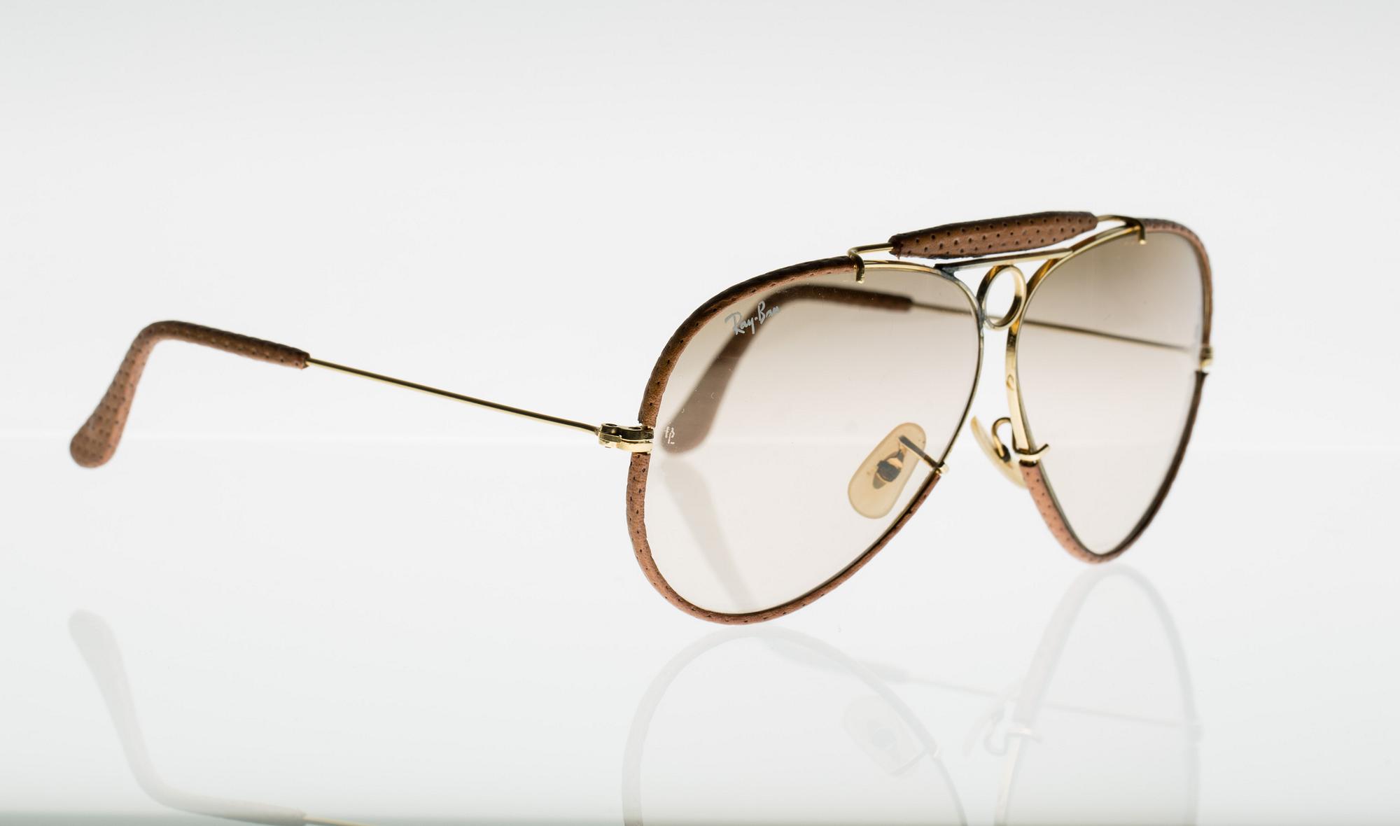 SOLGLASÖGON, Ray Ban.