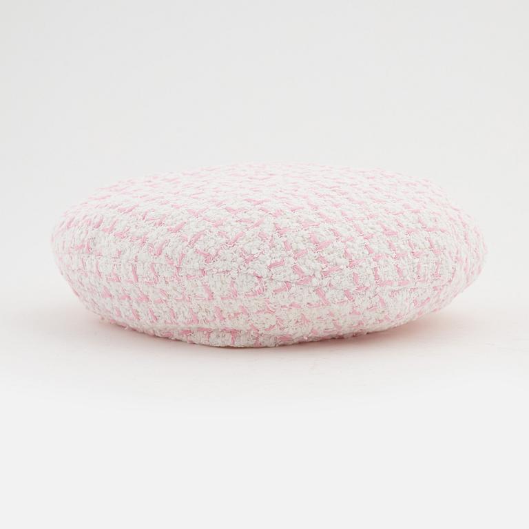 Chanel, a cotton mix bouclé beret, size S.