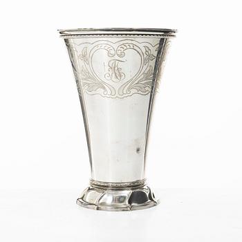 Guldsmedsaktiebolaget (GAB), A Swedish silver beaker, Stockholm 1938.
