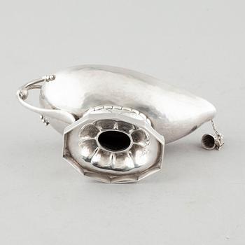 A sterling silver table lighter / oil lamp by Georg Jensen, design nr 12, Copenhagen 1925-32.