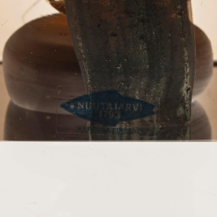 ÅRSKUB, glas, signerad Oiva Toikka, Nuutajärvi 1977, numrerad 9/2000.
