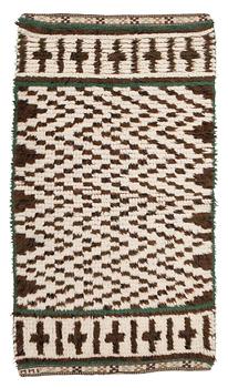 MATTA. "Kattmattan". Knotted pile. 123,5 x 70,5 cm. Signed MMF (Märta Måås-Fjetterström). A similar rug is included in this lot. (2).