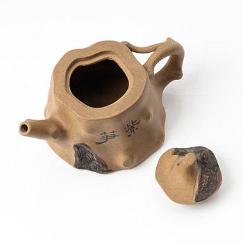 Zhou Dingfang, A 'gongfu' yellow yixing teapot, China, 1980s.