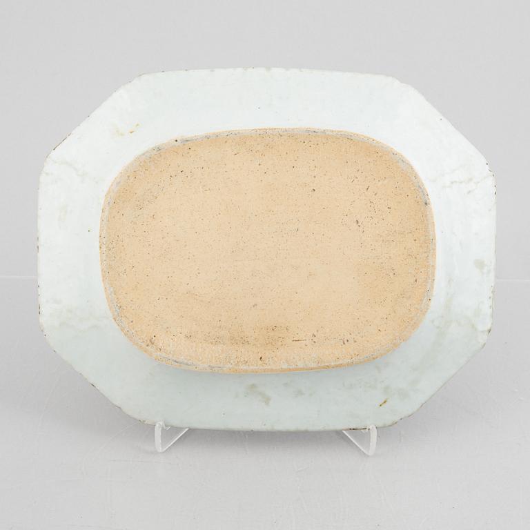 Stekfat, kompaniporslin, Kina, Qingdynastin, Qianlong (1736-95).