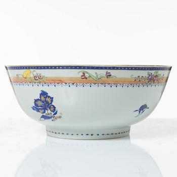 Bålskål, kompaniporslin, Kina, Qingdynastin, Jiaqing (1796-1820).