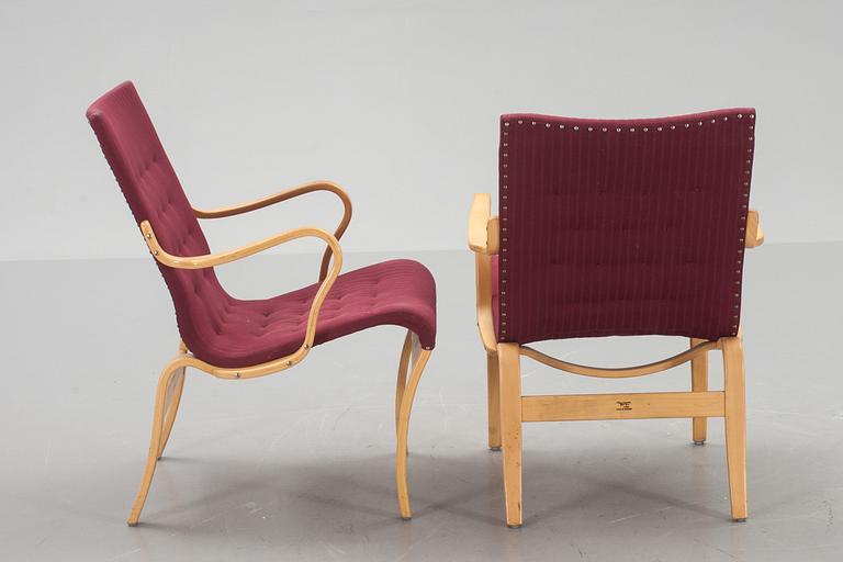 KARMSTOLAR, ett par, "Mina", Bruno Mathsson, Mathsson International.