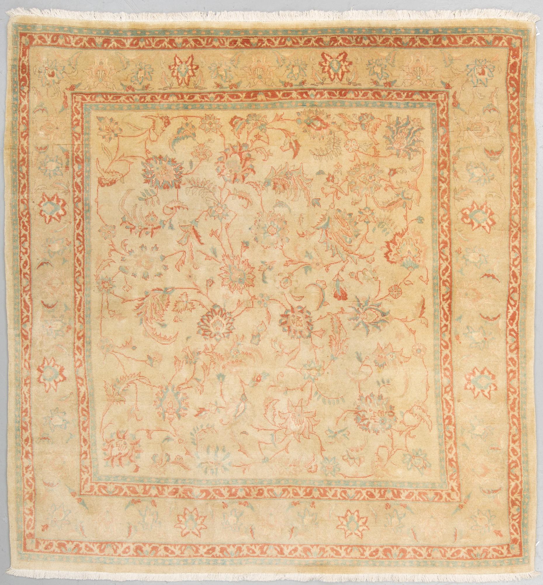 Matta Orientalisk, s.k. Ziegler design, ca 229 x 220,5 cm.