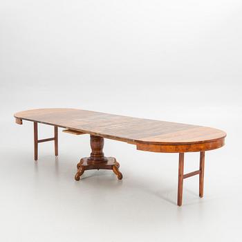 Dining table, Empire style, first half of the 20th century.