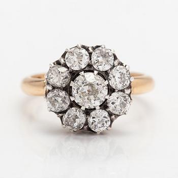 Ring, 18K guld och gammalslipade diamanter ca 1.80 ct totalt. Finland 1932.