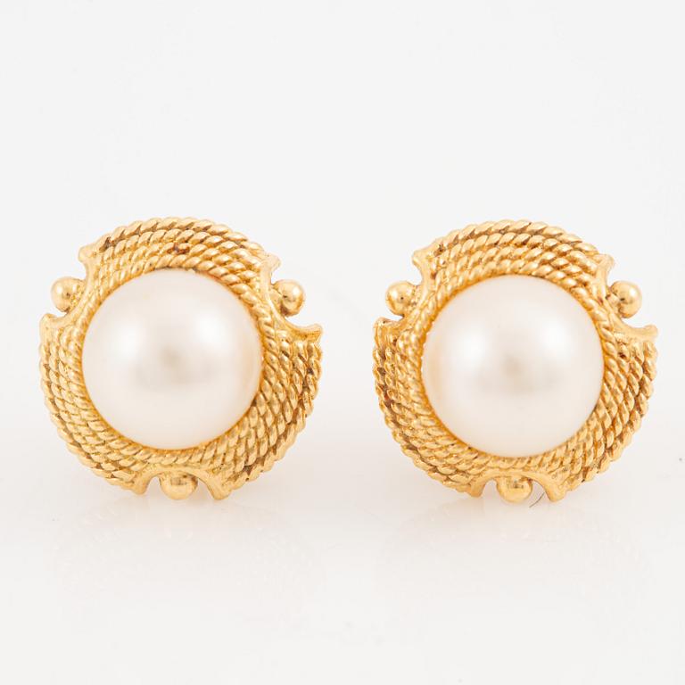 Earrings, a pair, gold with cultured pearls.