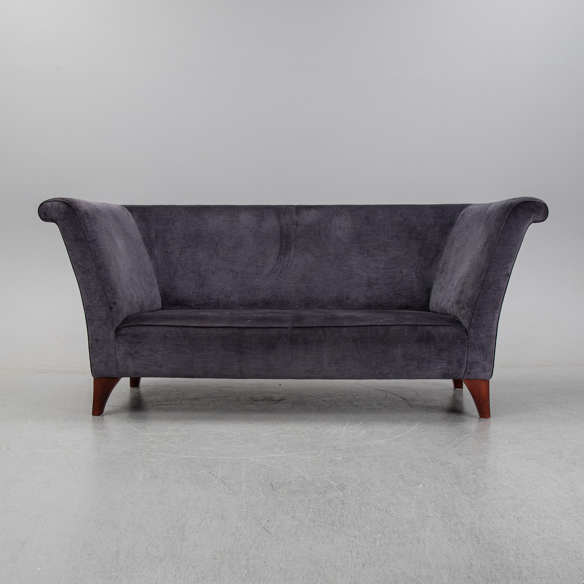 A 21st Century 'Cotton Club' sofa from Lambert.