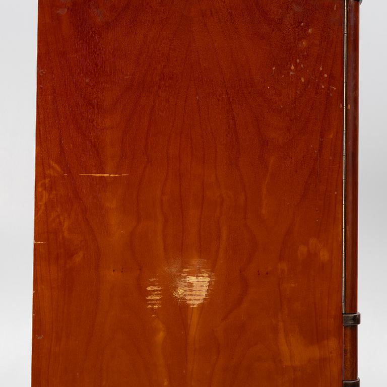 Cabinet, Swedish modern, first half of the 20th century.