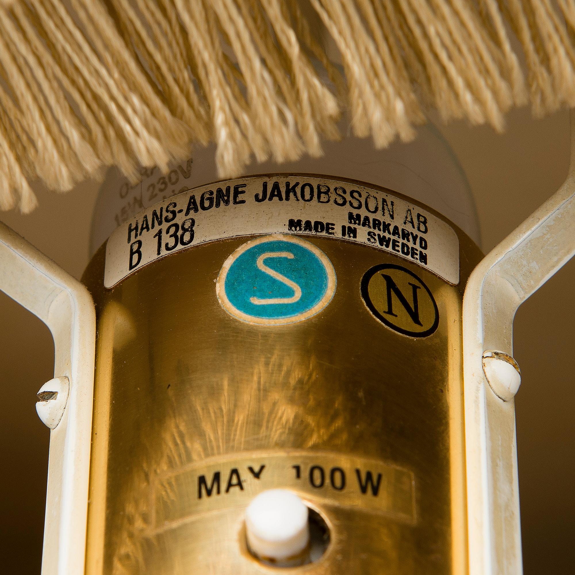 HANS AGNE JAKOBSSON, pöytävalaisin, malli B 138, Markaryd 1970-luku.