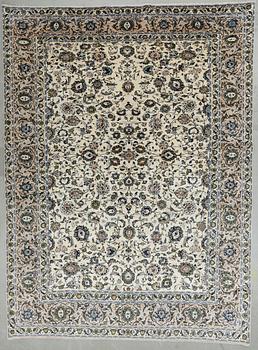 MATTA, Keshan, ca 395x305 cm.
