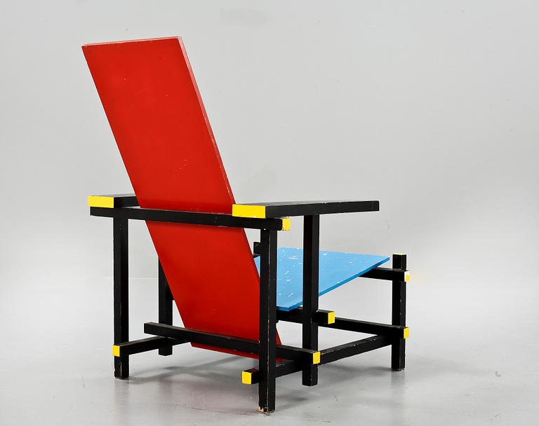 STOL, "Red / Blue chair",  efter Gerrit Thomas Rietveld, 1900-talets tredje kvartal.