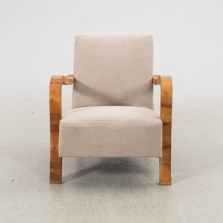 Armchair Art Deco, first half of the 20th century.