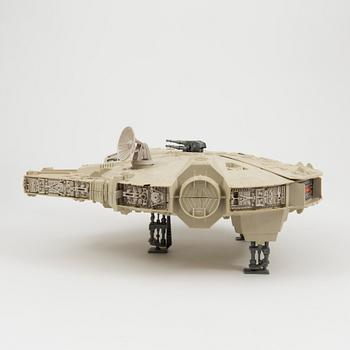 A vintage Star Wars Millennium Falcon Palitoy 1983.