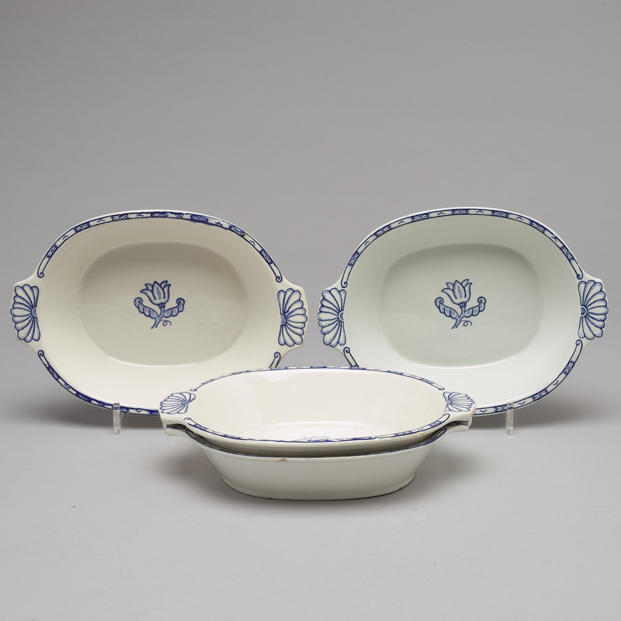 WILHELM KÅGE, servisdelar, 30 delar, flintgods, "Holland", Gustavsberg.
