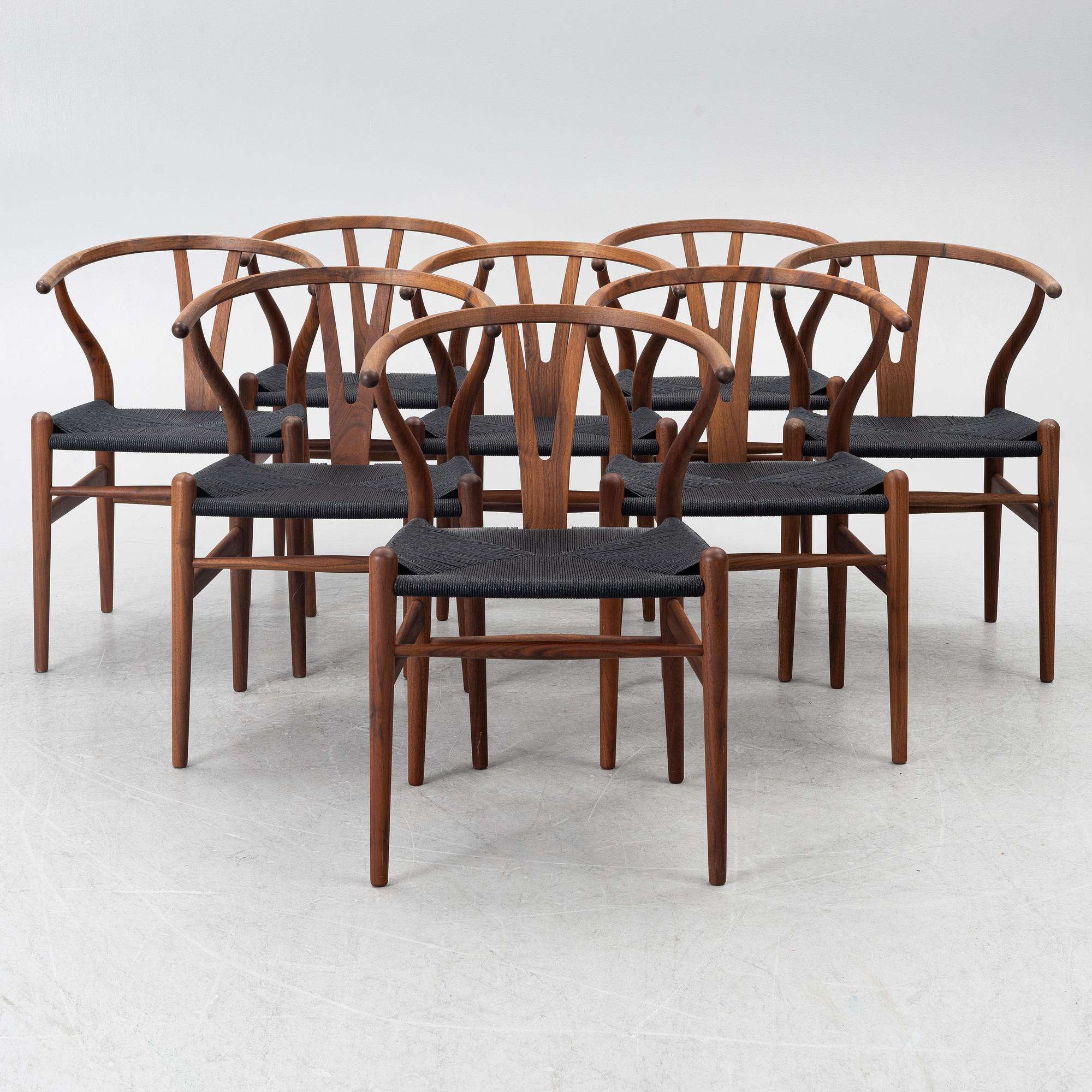 Hans J. Wegner, eight model CH 24 armchairs Carl Hansen & son.