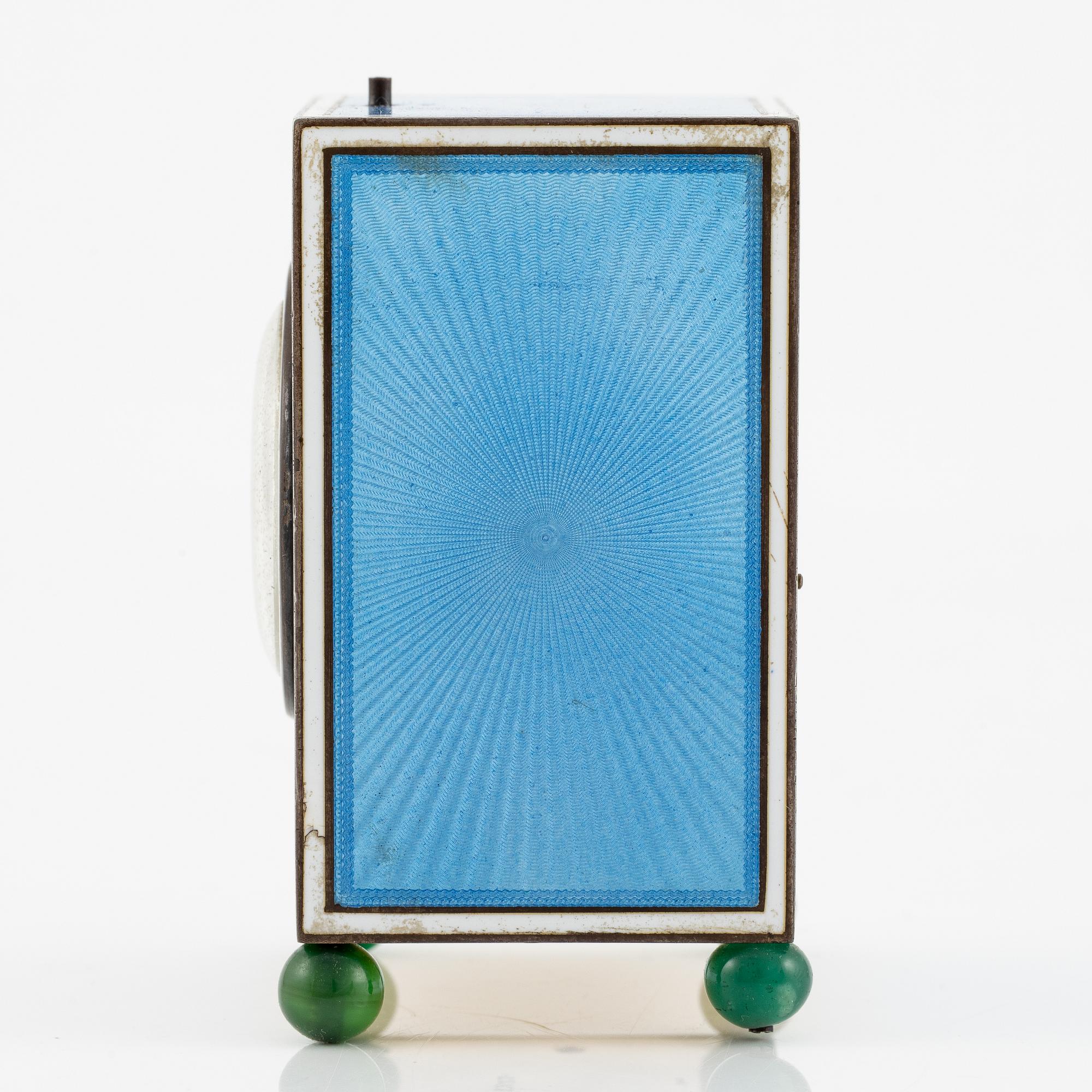 Cartier, reseur i förgyllt silver och emalj samt originaletui, Frankrike tidigt 1900-tal.