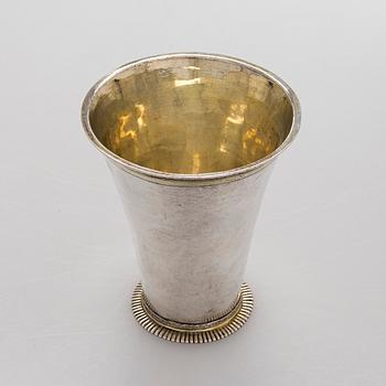 Matthias Graal, a parcel-gilt silver cup, Gothenburg 1747.